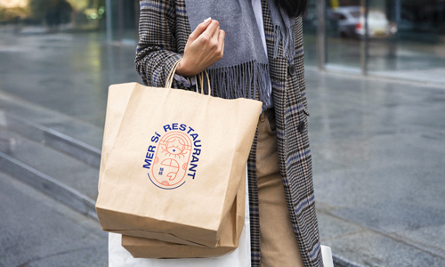 exemple de sac en papier imprimé pour le secteur de la restauration